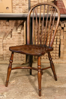 Classic dining chair